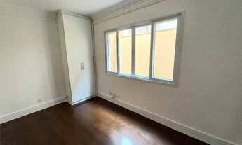 Imagem 4: Casa de condomínio para aluguel possui 300 metros quadrados com 4 quartos