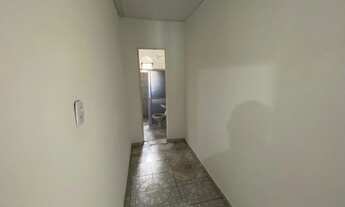 Imagem 4: Casa espaçosa com 2/4 à venda no Feira X