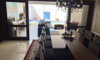 Imagem 3: Casa de condomínio para venda tem 400 metros quadrados com 4 quartos