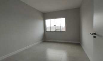 Imagem 5: Sobrado com um fino acabamento, contem 3 quartos sendo 1 suíte, churrasqueira e um ótimo e