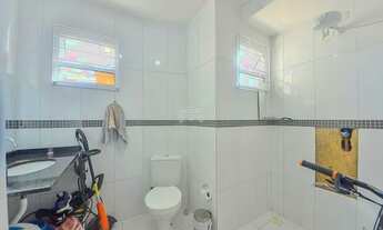 Imagem 6: Sobrado para venda com 69 metros quadrados com 2 quartos em Capão Raso - Curitiba - PR