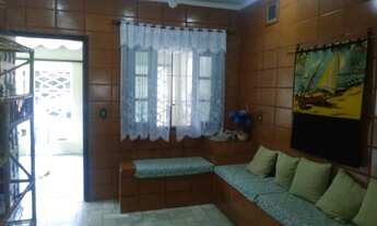 Imagem 4: Casa térrea para venda tem 180 metros quadrados com 3 quartos sendo 1 suíte 3 vagas