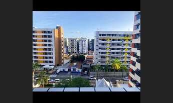 Imagem 6: Quarto e sala com varanda na Ponta Verde