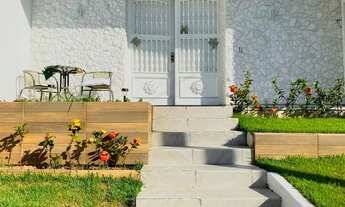 Imagem: Suíte pronta pra você no estreito!