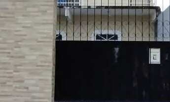 Imagem 2: CASA DUPLEX ESTILO APARTAMENTO