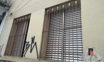 Imagem 2: OPORTUNIDADE -133 m² - Casa em reforma inacabada , 3 dorm, sem vaga, sala, coz, quintal 2