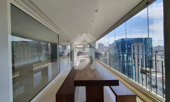 Imagem 6: Lindemberg com varanda gourmet, lazer total e 4 vagas no Itaim