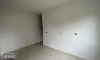 Imagem 3: Casa com 02 dormitórios sendo uma suíte, planta diferenciada!