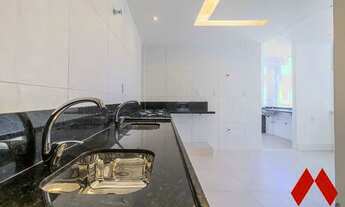 Imagem 5: Bela arquitetura e entrada com projeto paisagístico Burle Marx Ambientes Amplos