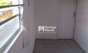 Imagem: Vende-se casa com 3 quartos em UR-7 Varzéa