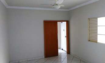 Imagem 6: Casa no Bairro Jardim Shangri la com Piscina 3 quartos sendo 1 suíte