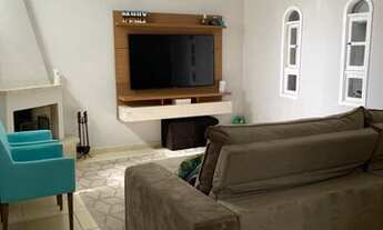 Imagem 5: LINDA CASA TERREA NO CENTRO DE ARUJÁ ! A VENDA OU LOCAÇÃO CONFIRA!