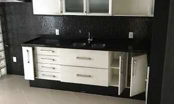 Imagem 2: Casa Imbetiba Casa com 5 dormitórios