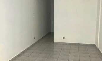 Imagem: AMPLO SALA LIVING NA QUADRA DA PRAIA!