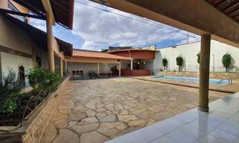 Imagem 5: Casa para aluguel, 8 quartos, 3 suítes, 8 vagas, Copacabana - Belo Horizonte/MG