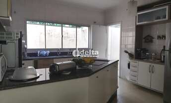 Imagem 7: Casa disponível para venda no bairro Morada da Colina em Uberlândia MG