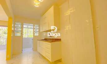 Imagem 3: Oportunidade Única no Centro de Florianópolis - 2 Dormitórios com Suíte