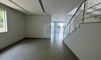 Imagem 3: Casa Estilo Sobrado Para locação e venda no Condomínio Jardins Roma Em Uberlândia