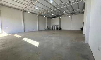 Imagem 2: Barracão para alugar na Região Central de Londrina com 2 banheiros