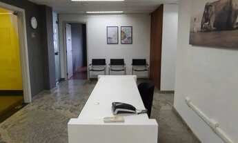 Imagem 7: Sala comercial reformada - padrão alto, com 247m², à Rua México, nº 11