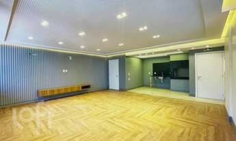 Imagem: Apartamento à venda em Petrópolis com