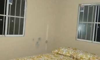 Imagem 3: 150 reais a diária.4 suites-praia peito de moça300m da praia ótima localização