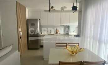 Imagem 5: Apartamento com localização privilegiada, com sacada gourmet e repletos de armários