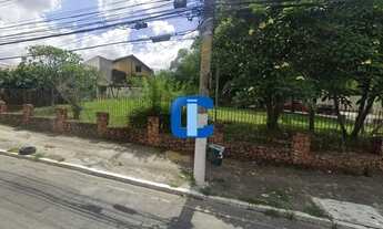 Imagem: Terreno com 727m² em esquina privilegiada