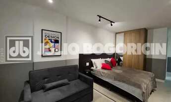 Imagem 6: Leblon Apartamento Locação, Rua João Lira, Terceira Quadra, Sala Quarto com Varanda