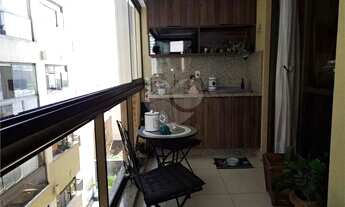 Imagem 6: Características do Imóvel: - 3 quartos (1 suíte