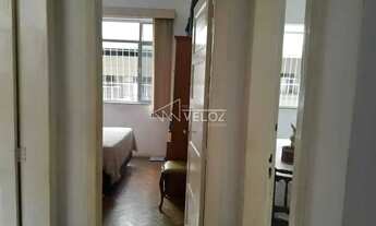 Imagem 2: Apartamento - / Residencial / Glória