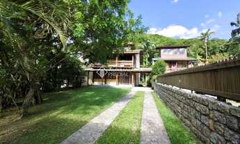 Imagem 2: Casa exclusiva no coração da Guarda do Embaú - vista privilegiada para o rio e o mar