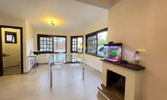 Imagem 7: Casa de Alto Padrão em Jurerê Internacional - Totalmente Reformada, com Piscina e Espaço G