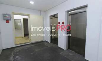 Imagem 4: Prédio reformado com quatro pavimentos, dois elevadores novos