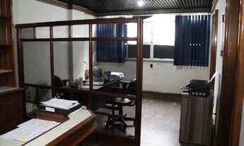 Imagem 4: Ed. Nassar Galpão / depósito com venda por R$85.000