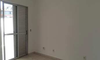 Imagem 5: Lindo apartamento com localização privilegiada, cozinha com armários, banho de empregada