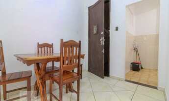 Imagem 2: Apartamento para Aluguel - Copacabana, 2 Quartos, 44 m2