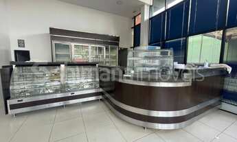 Imagem 2: Ponto comercial/Loja/Box para venda possui 200 metros quadrados