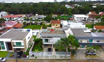 Imagem 2: Casa de condomínio para venda possui 350 metros quadrados com 3 quartos em Ponta Negra - M