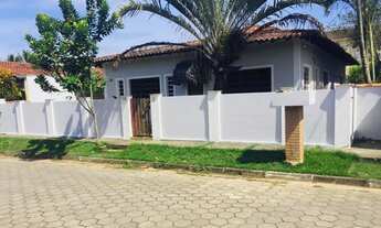 Imagem 2: Casa Térrea para venda possui 228 metros quadrados