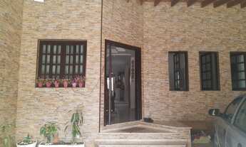 Imagem 1: Sobrado para venda com 227 metros quadrados com 3 quartos em Loteamento Villa Branca - Jac