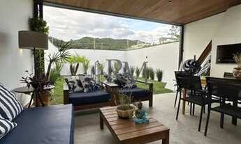 Imagem: Sobrado para venda em Campeche possui com