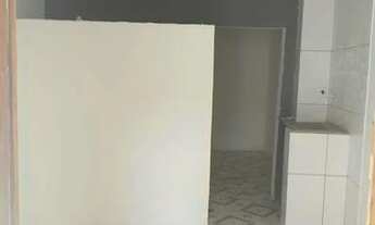 Imagem 4: Vende-se Casa 1/4 - Tipo Villa - Próximo ao final de linha do Abaeté