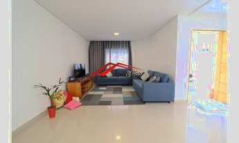 Imagem 2: Casa para venda com 187 metros quadrados com 3 quartos em Jardim Quaresmeira - Suzano - SP