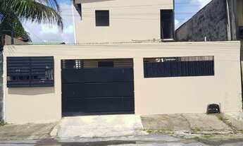 Imagem 2: Casa com 4 Quartos / Ótima Localização / Aceita Carro / Casa com Registro de Imovel