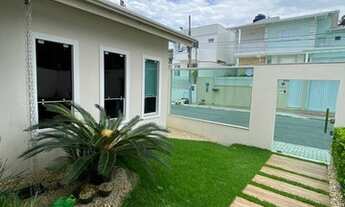 Imagem 4: Casa na Praia dos Amores com 03 suítes + Piscina