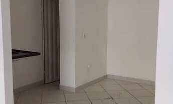 Imagem 2: Aluga-se loja na rua principal da Piacaveira