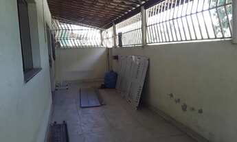 Imagem 5: Venda de prédio com térreo sendo casa térrea 3/4 e 3/4 no 1º andar em Arembepe