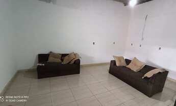 Imagem 7: Casa de 3 quartos na QR 419 fica próxima de parada de ônibus, padaria, vila olímpica SÓ R