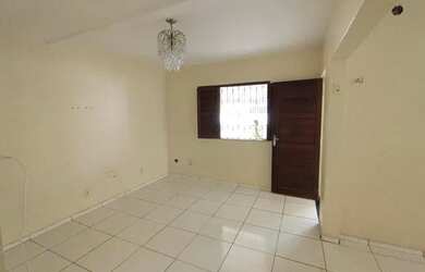 Imagem 5: Casa Cohatrac próximo a feira